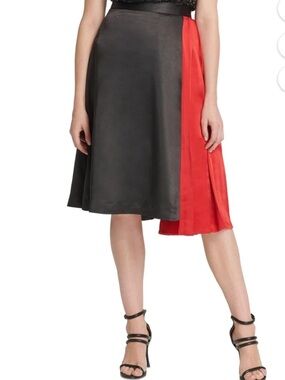 DKNY Two-Tone Black & Red Pleated Asymmetrical Midi Skirt-Tagged 0 (Fits like 4)